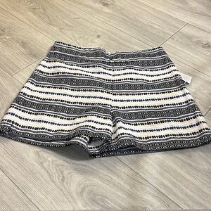 Embroidered High Waisted Shorts from Gap Size 4
